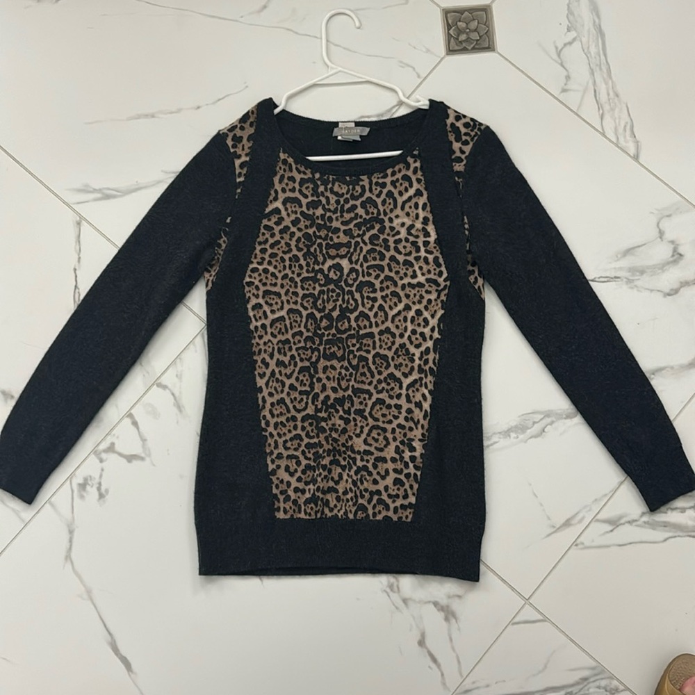 Medium 100% cashmere grey and leopard sweater.